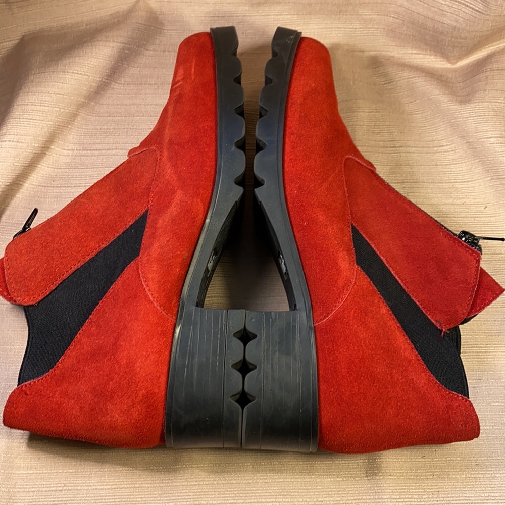 Barbo NWOT leather booties made in Canada 🇨🇦 - Picture 12 of 16